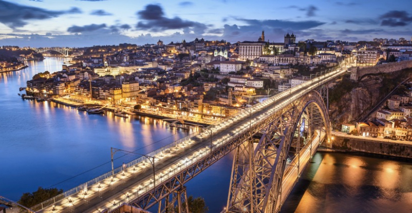 490_porto_douro_valley_at_night-846x437