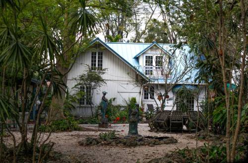 0_4200_0_2756_one_miami-coconut-grove-house-valentin034