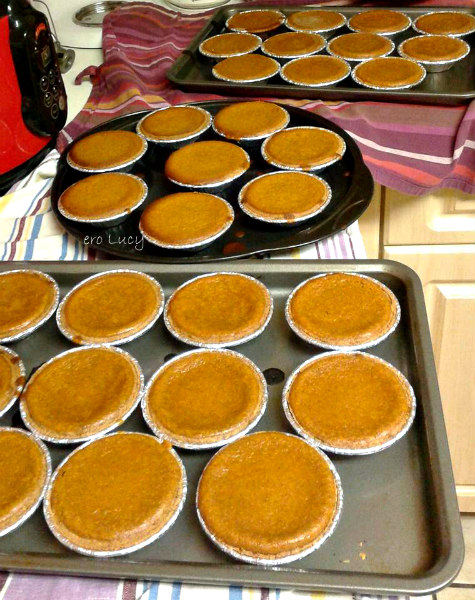 Mini pumpkin pies