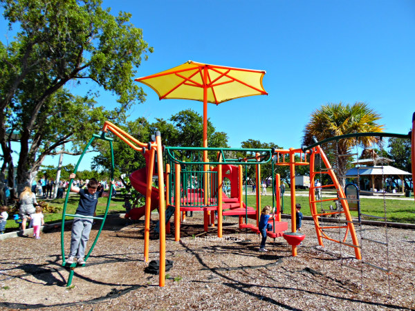 Playground Virginia Key (2)