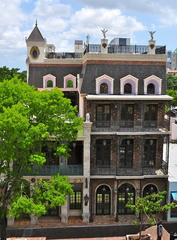 800x800_1345752782681-dsc0120version3